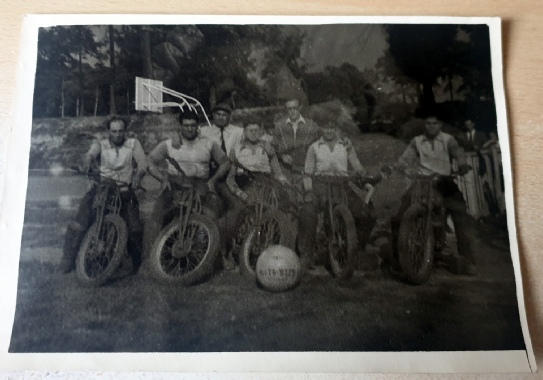 motoball photo.pdf